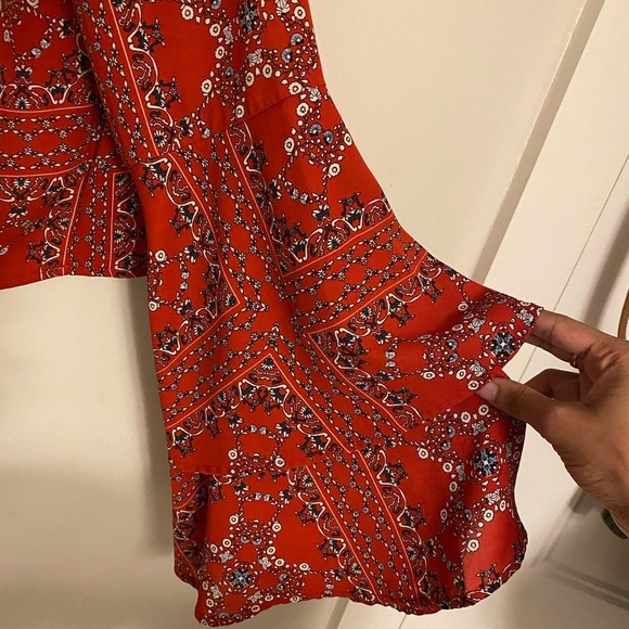 Altar’d state bell sleeve blouse - Picture 3 of 3